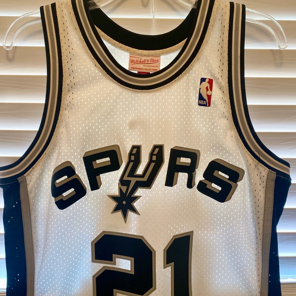 San Antonio Spurs Tim Duncan Jersey swing man - Picture 3 of 5
